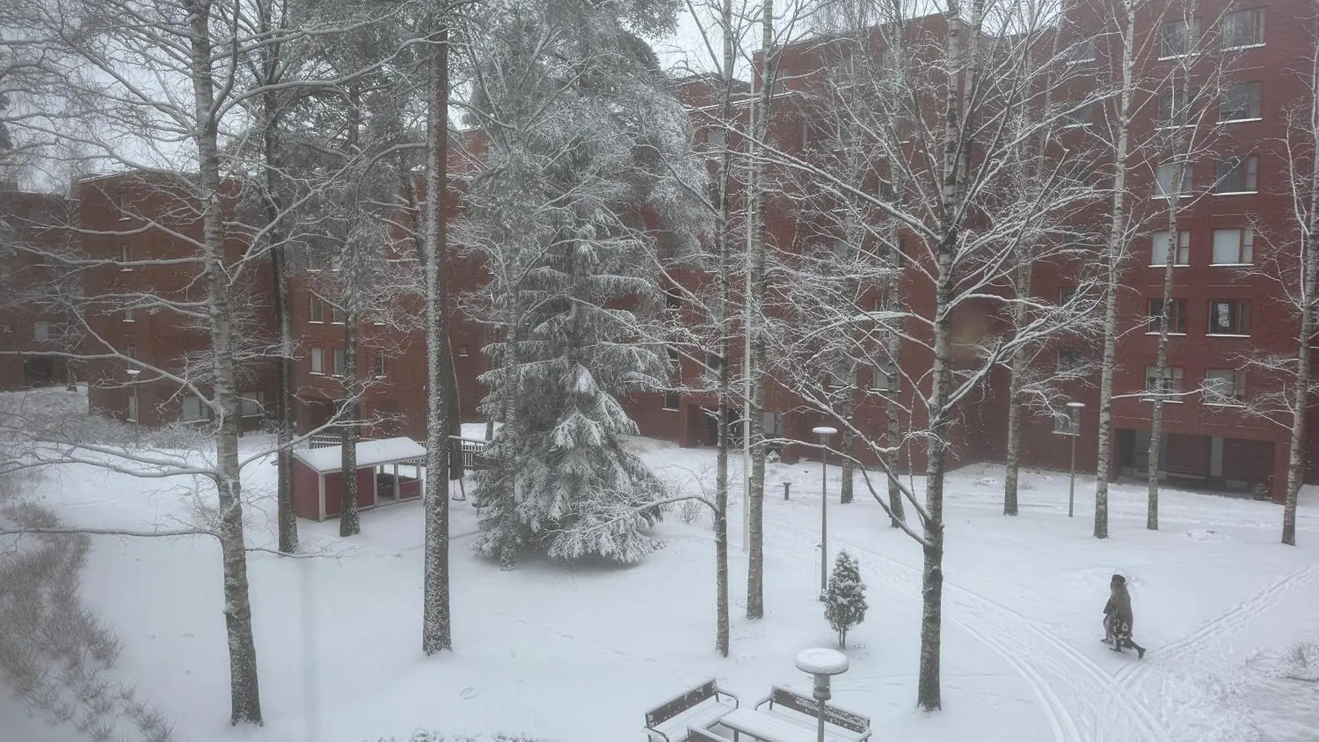 Apartment Cozy Room With Private Balcony In Prime Location Helsinki